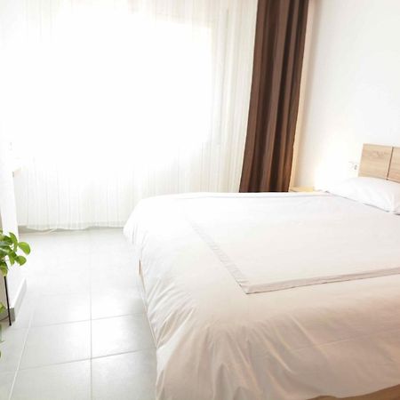 Reus Bedrooms 2 Habitaciones Con Bano Privado, Sin Cocina מראה חיצוני תמונה