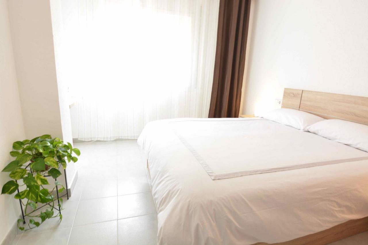 Reus Bedrooms 2 Habitaciones Con Bano Privado, Sin Cocina מראה חיצוני תמונה